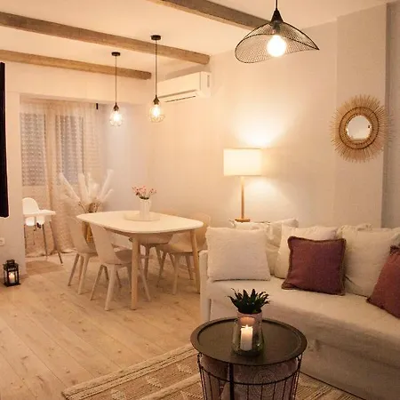 Stylish Modern Maisonnette *